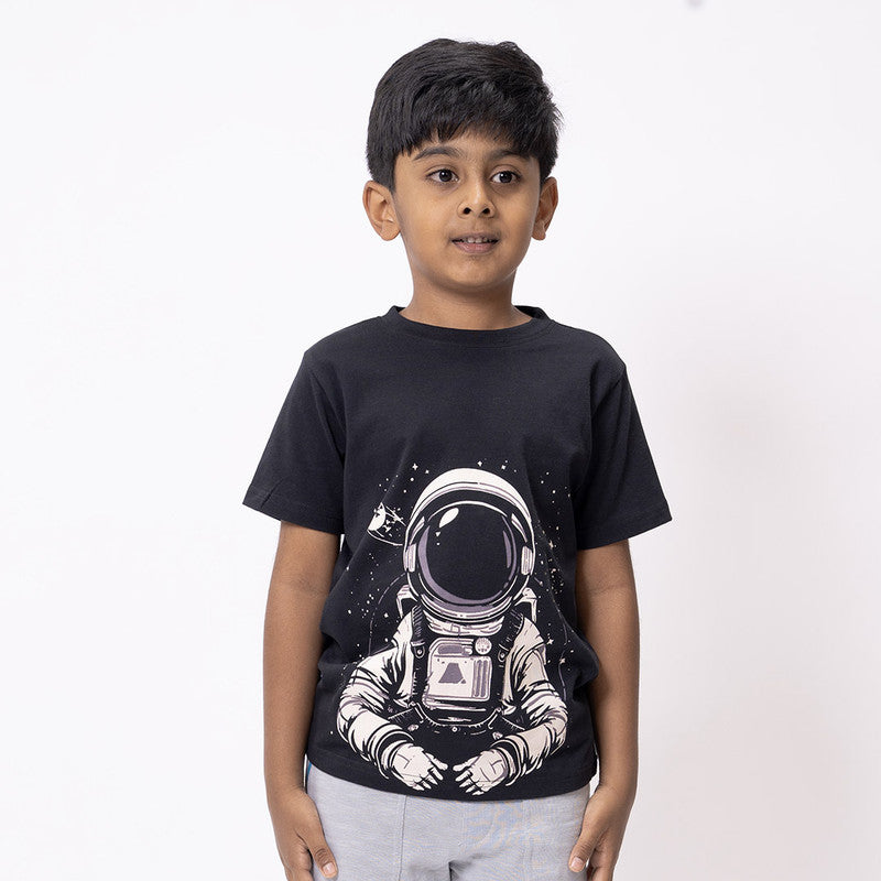 Black Astronaut Graphic Tshirt